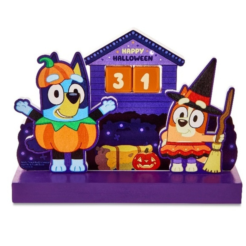 NWT. BLUEY Bluey & Bingo Countdown To Halloween Tabletop Decor